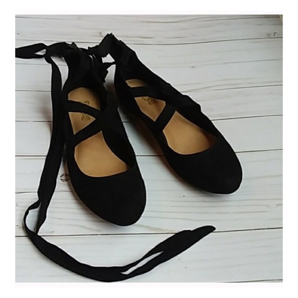 Brash Shoes - Brand New Lace Up Flats